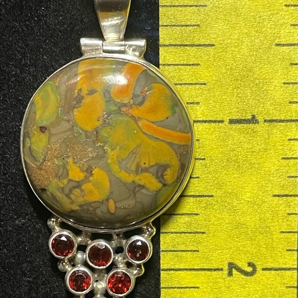 Fruit Jasper & Garnet - Silver Pendant - Picture 3 of 3